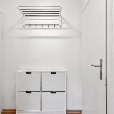 Long-term Flat, Registration, Expat-friendly Apartment Essen