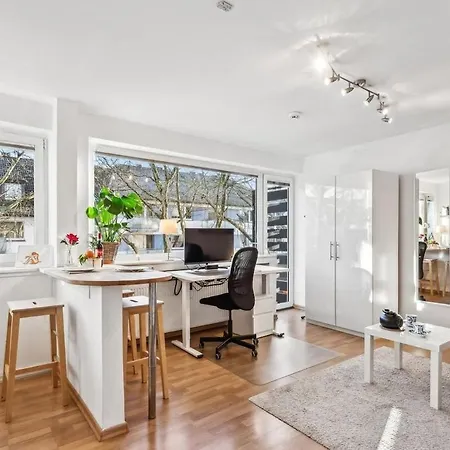 Long-term Flat, Registration, Expat-friendly *